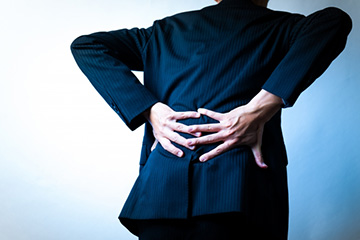 腰痛・足のシビレ